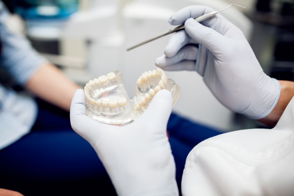 Dentures vs. Fixed Implants